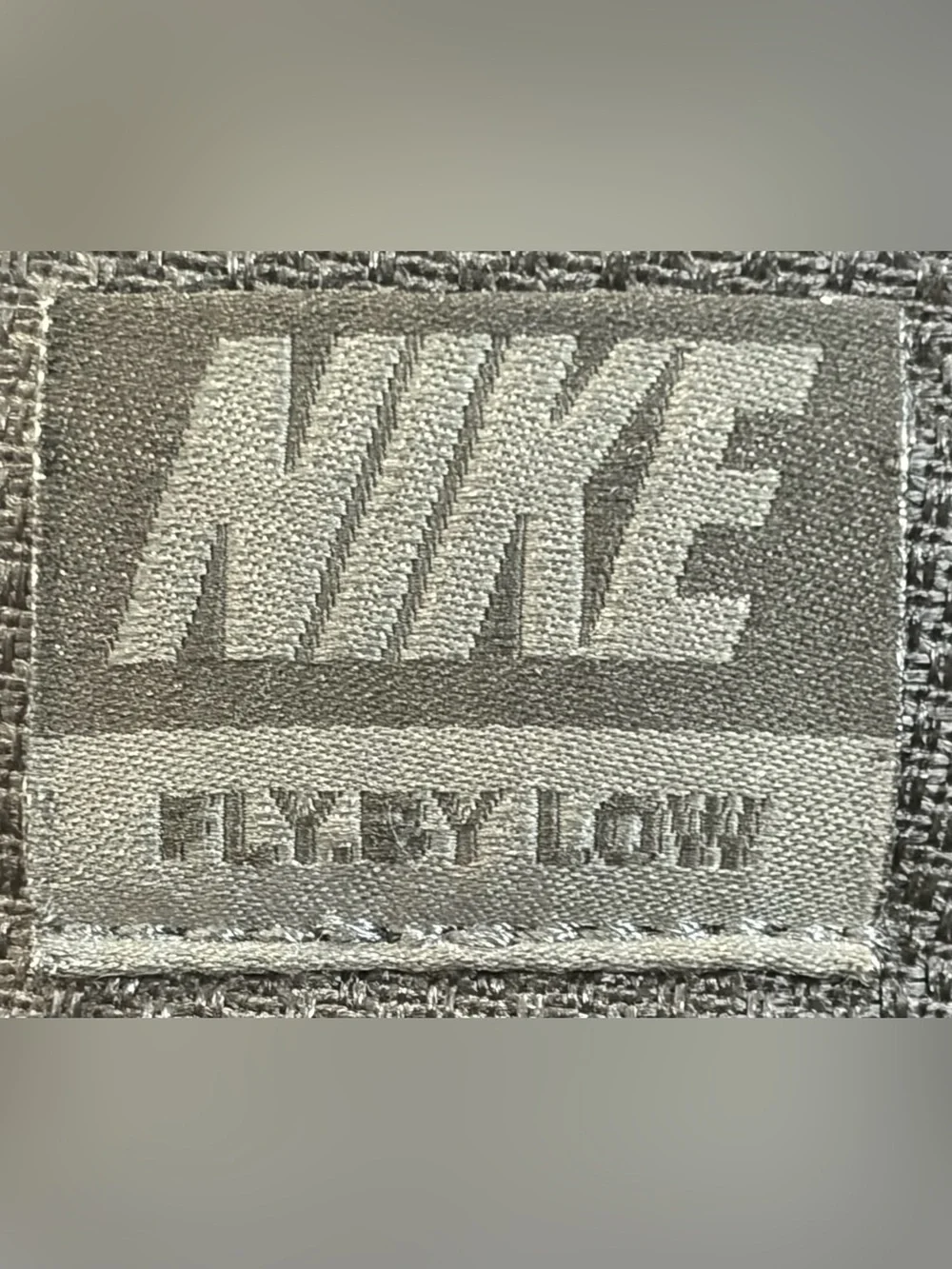 Nike Fly.By Low Black/Gold (13)